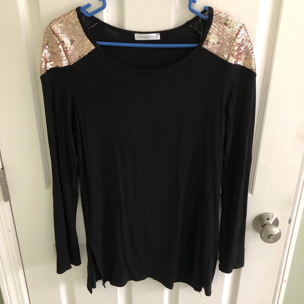 Coco and Main black and gold sequins top